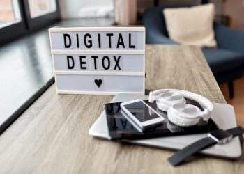 Digital Detox: The New Art of Disconnection